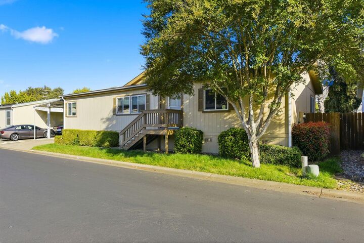 Property Photo: 1400 W Marlette Street 11 CA 95640