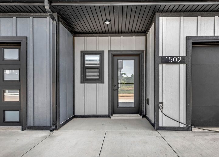 Property Photo: 1502 Jonathan Wade Circle TN 37043