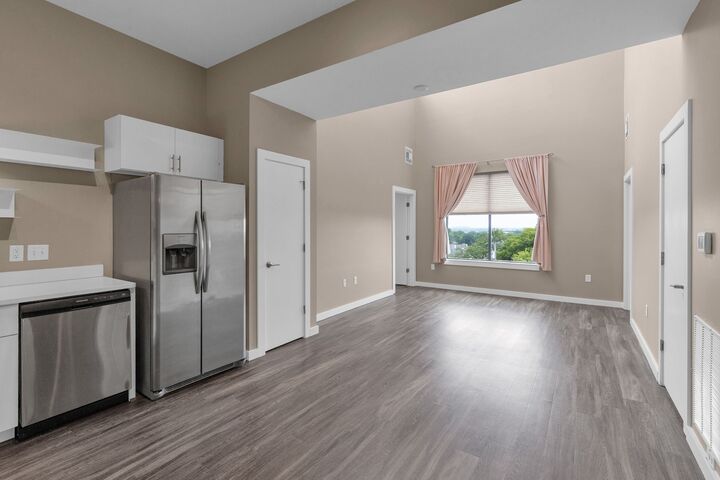 Property Photo:  1900 12th Ave S 508  TN 37203 