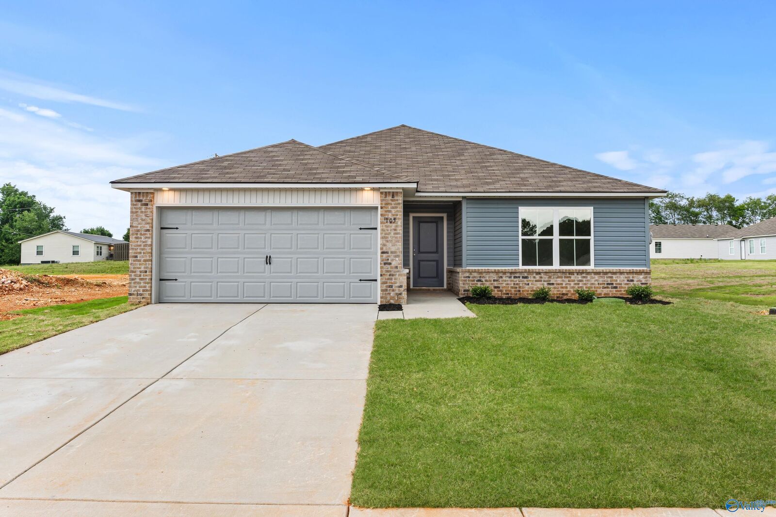 Property Photo: 202 Six Pence Court AL 35761