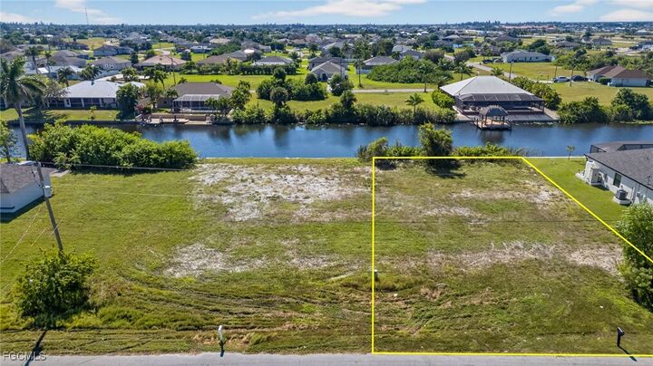 Property Photo: 2854 NW 4th Street FL 33993