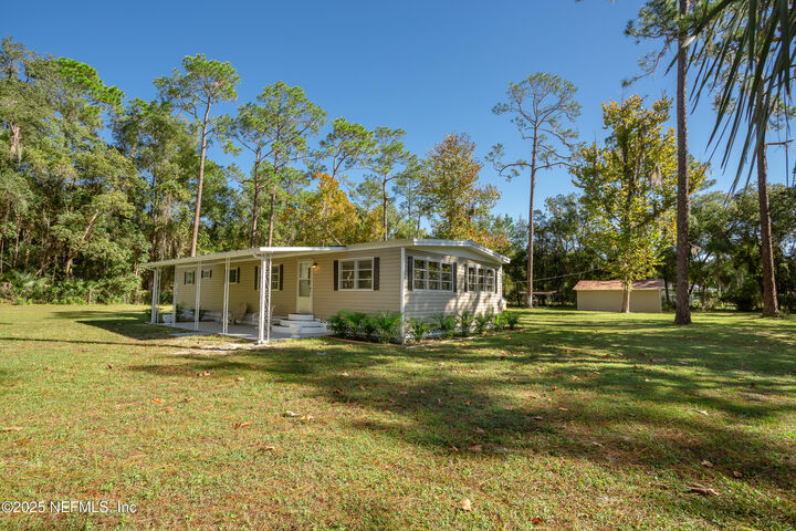 Property Photo:  600 Palmetto Street  FL 32193