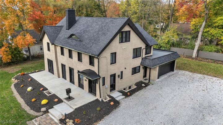 Property Photo: 1555 W Market Street OH 44313