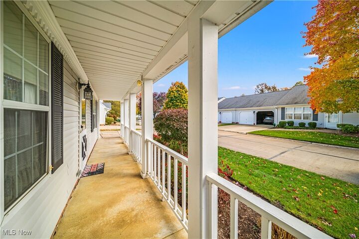 Property Photo:  322 Chesapeake Cove  OH 44077 