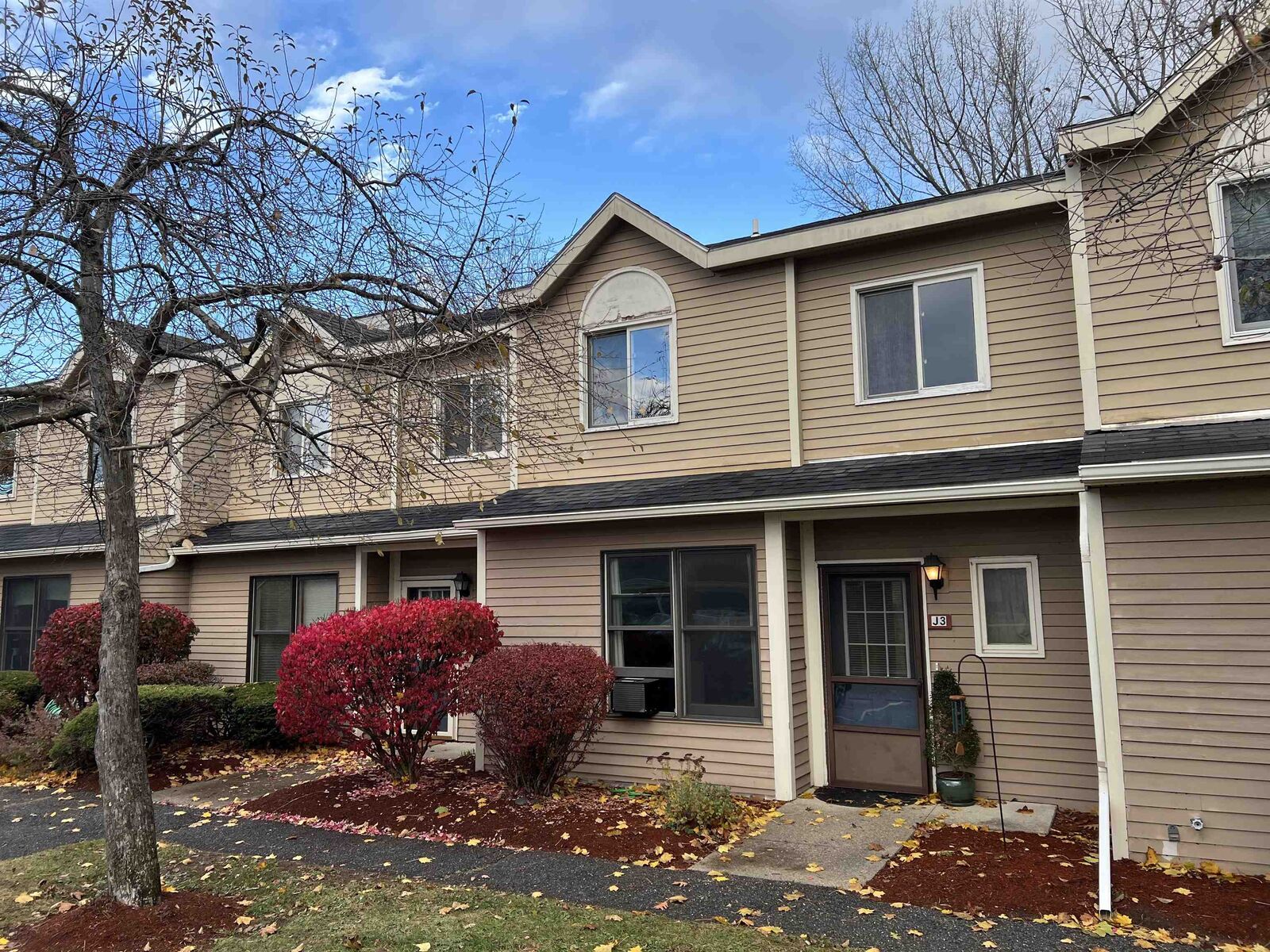 Property Photo: J3 Stonehedge Drive VT 05403