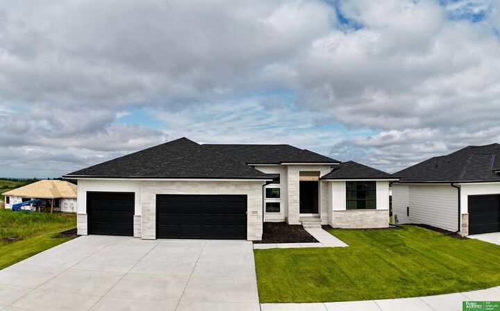 5430 N 212 Avenue  Elkhorn NE 68022 photo