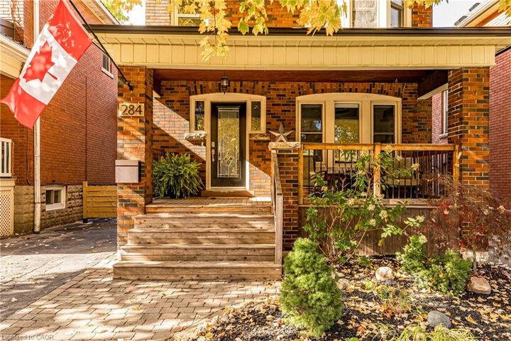 Property Photo:  284 Houghton Avenue S  ON L8K 2N3