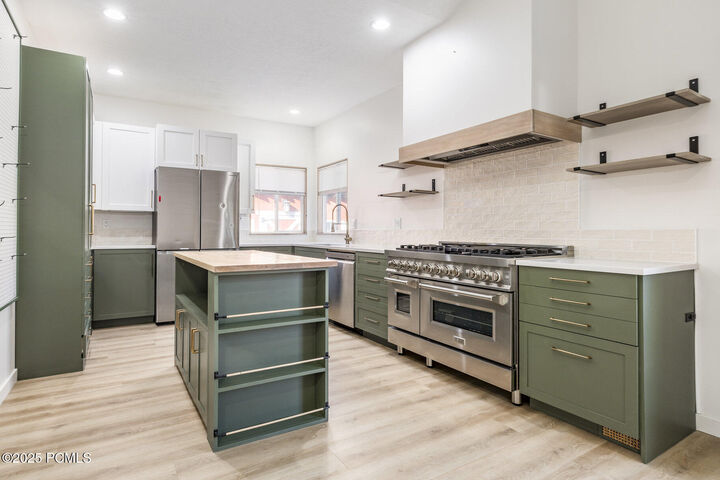 Property Photo:  1169 E 170  UT 84032 