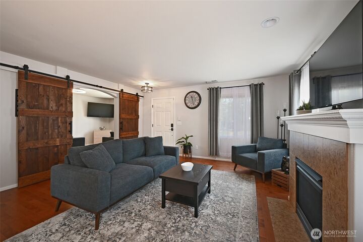 Property Photo:  1114 NW Ross  WA 98360