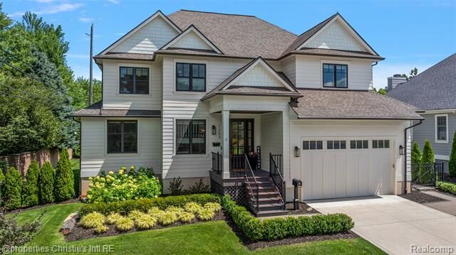 Property Photo: 1202 N Pine Street MI 48307