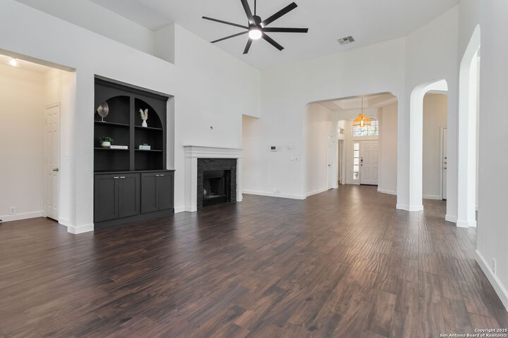 Property Photo: 4723 Ranchers Ridge TX 78251