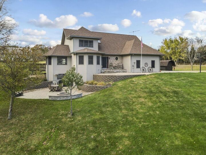 Property Photo:  7688 Lone Pine Road  WI 53507 