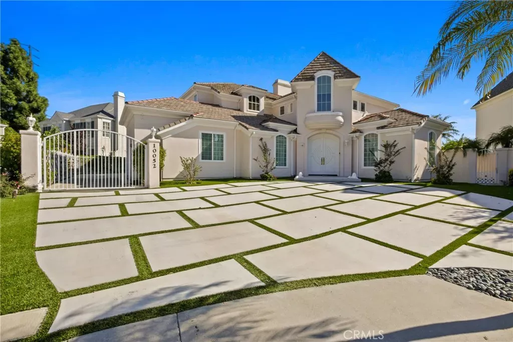 Property Photo:  10052 Sycamore Circle  CA 92861 