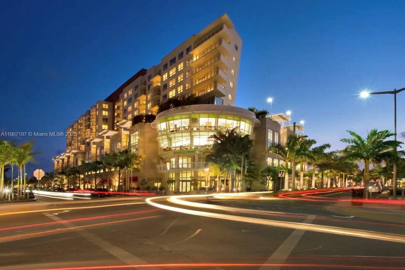 Property Photo:  3250 NE 1st Ave 910  FL 33137