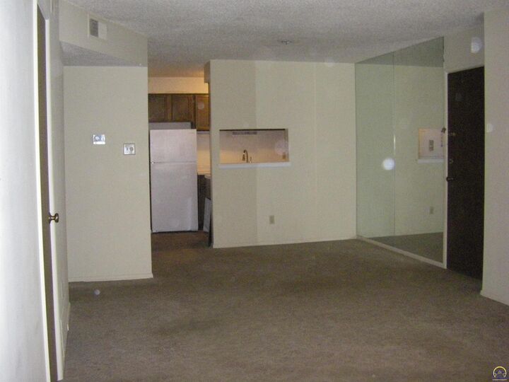 Property Photo: 2319 SW Briarwood North Plz #208C KS 66611