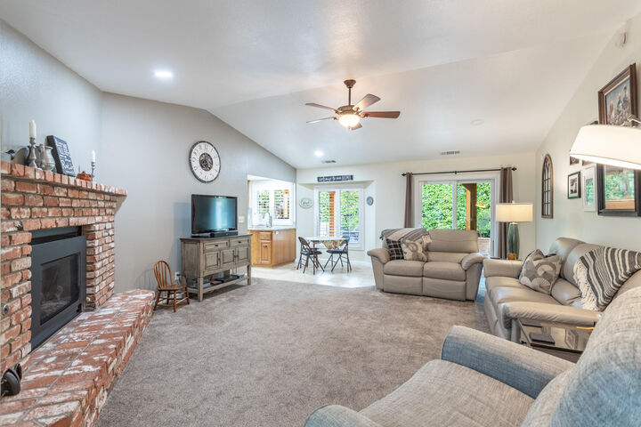 Property Photo:  2408 Castlewood Drive  CA 96002 