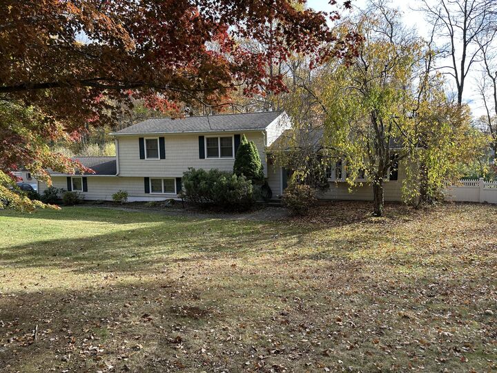 91 Harvester Road  Monroe CT 06468 photo