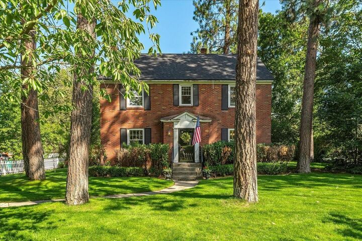 2825 S Wall St  Spokane WA 99203 photo