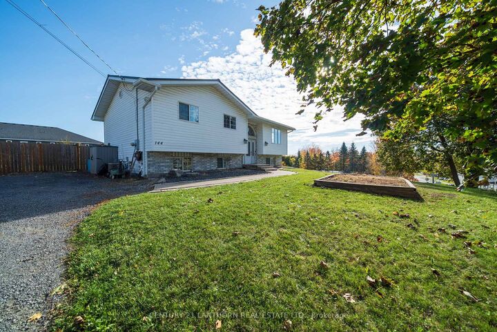 Property Photo:  144 Centre Street  ON K0K 1X0 