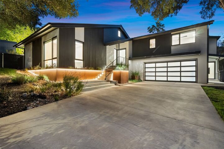 Property Photo: 2503 Dip Cove TX 78704