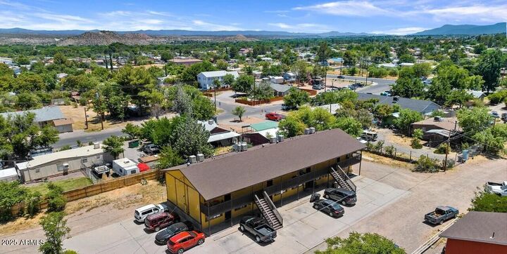 Property Photo: 1111 E Cochise Street AZ 86326