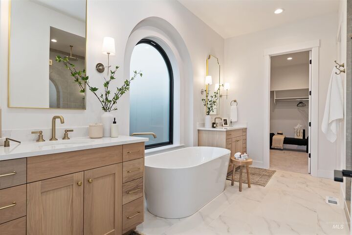 Property Photo:  Tbd W Newtown St  ID 83616 