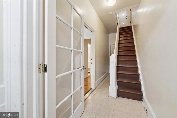 Property Photo: 2440 Carpenter Street PA 19146