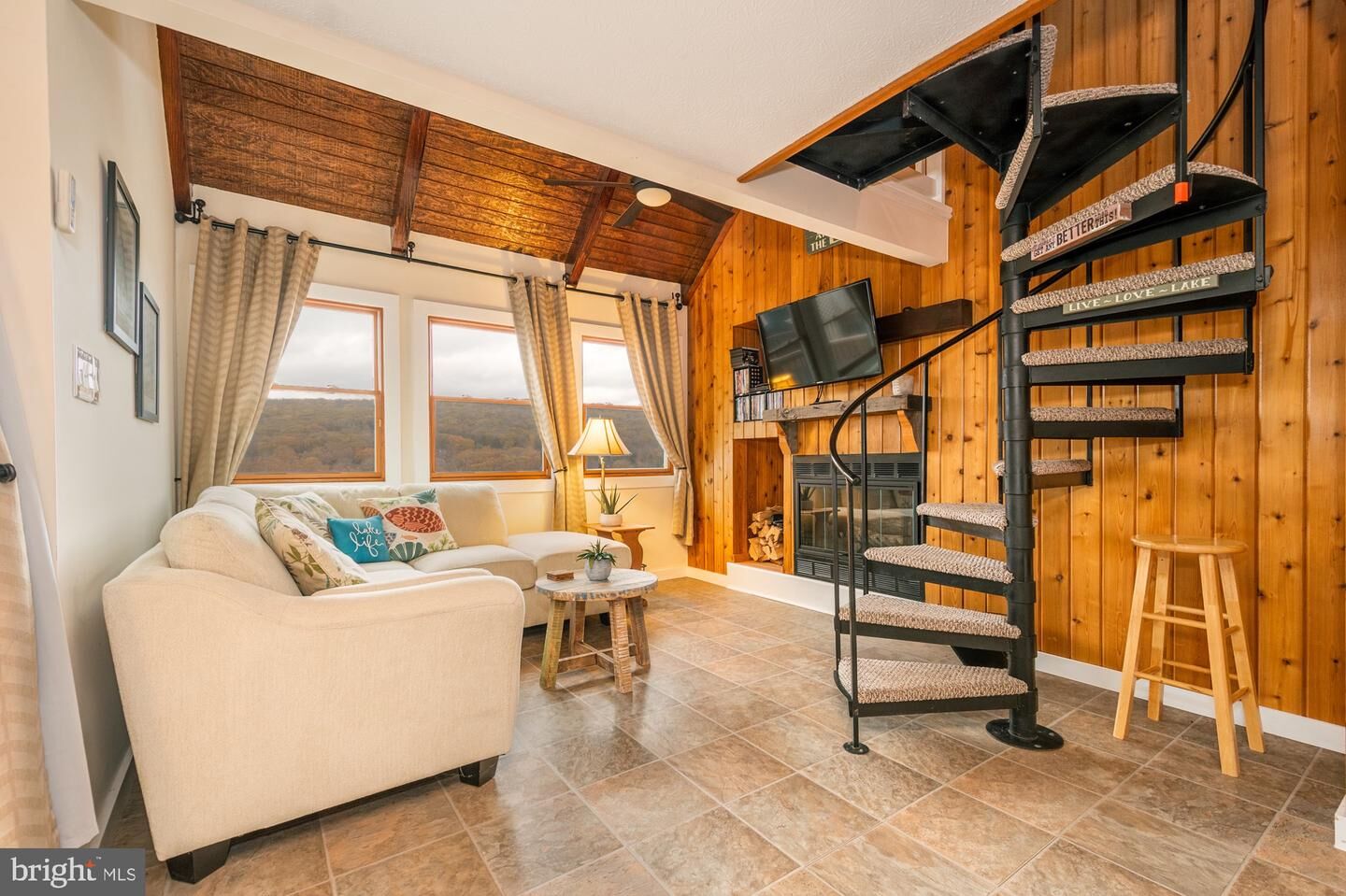 Property Photo: 157 Jeffrey Lane 21C MD 21550