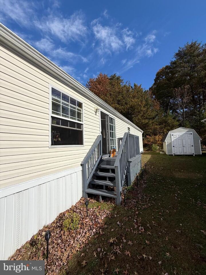 Property Photo: 8023 Fair Breeze Drive MD 21144