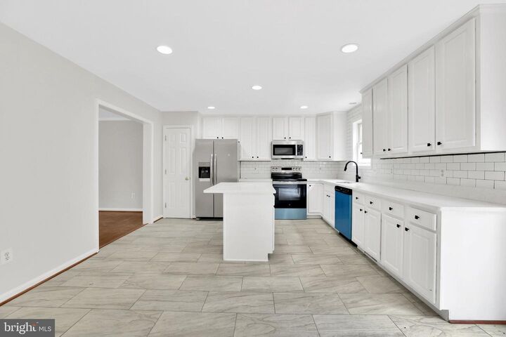 Property Photo: 3711 Green Oak Court MD 21234