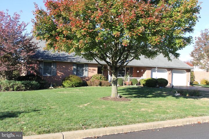 Property Photo:  668 Snyder Hill Road  PA 17543 