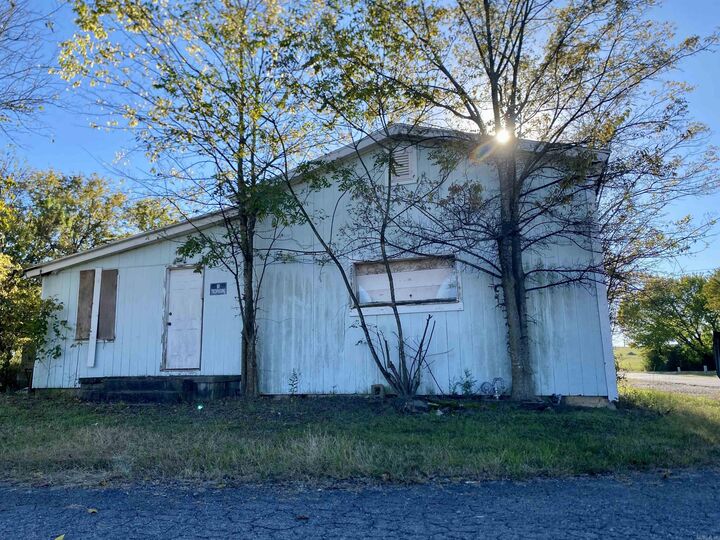 Property Photo: 113 Walnut AR 72845