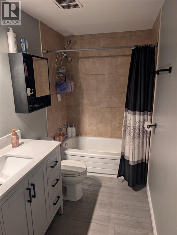 Photo de la propriété:  825 Exmouth Street 6  ON N7T 5R1 