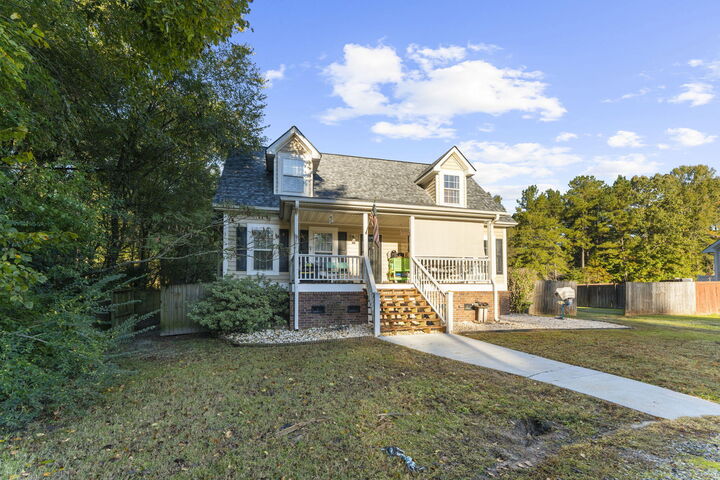 Property Photo: 115 Young Drive SC 29483
