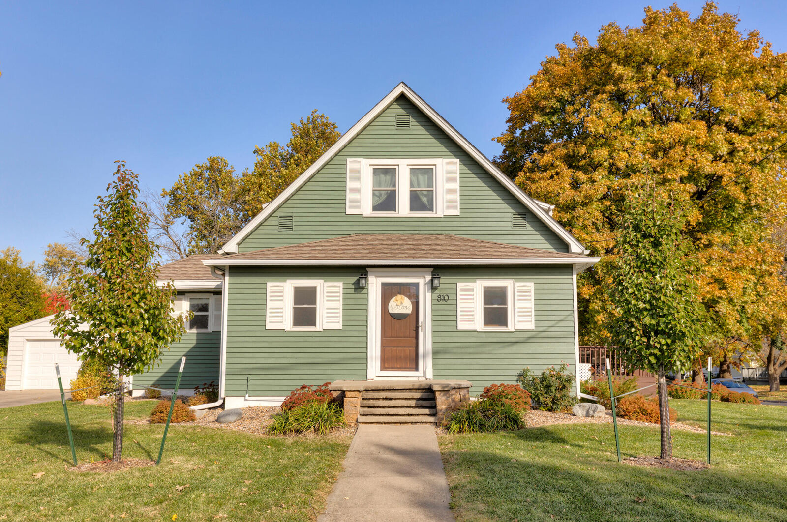 Property Photo: 810 SW 3rd Street IA 50023