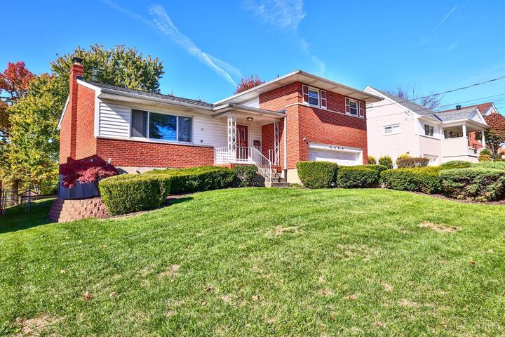 Property Photo:  3455 Moonridge Drive  OH 45248 