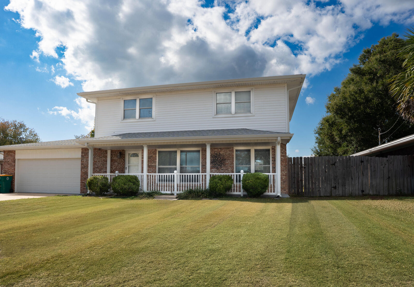 Property Photo: 12 W Casa Loma Drive FL 32569