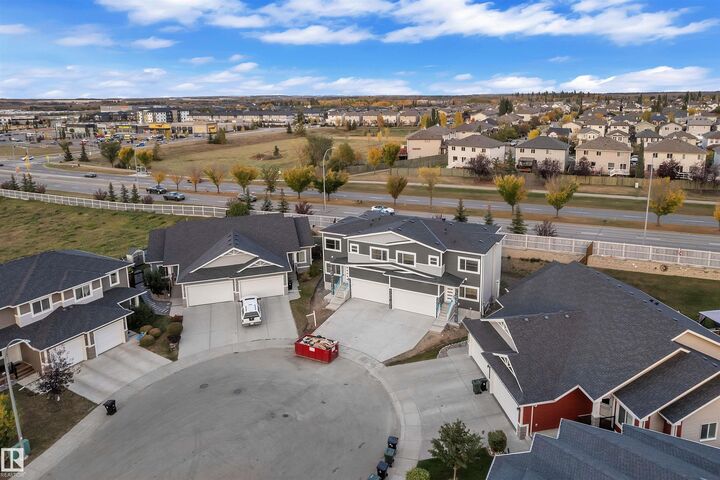 Property Photo:  48 Hazelwood Lane  AB T7X 0R7 