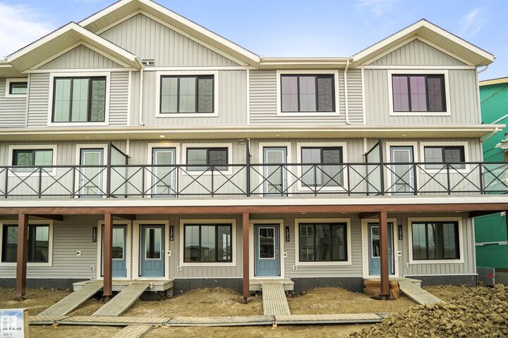 Property Photo:  16 Elizabeth Gardens  AB T7X 3C7 