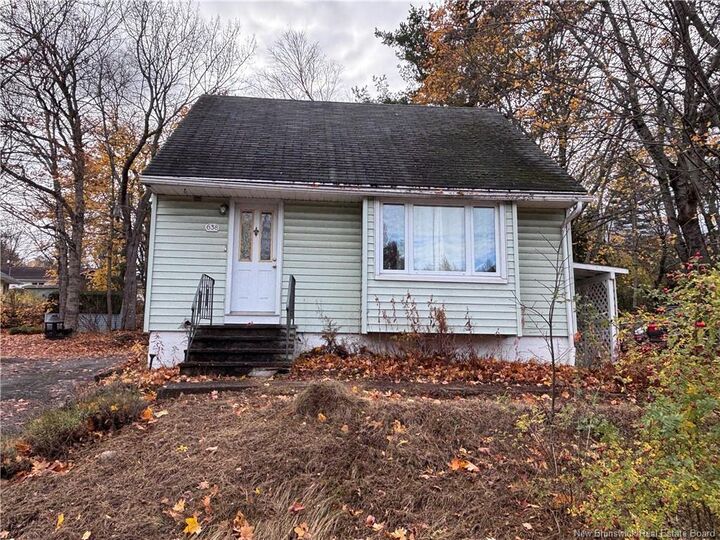 Photo de la propriété:  638 Kings College Road  NB E3B 2G8 