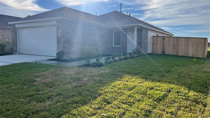 Property Photo: 16602 Trembling Aspen Lane TX 77357