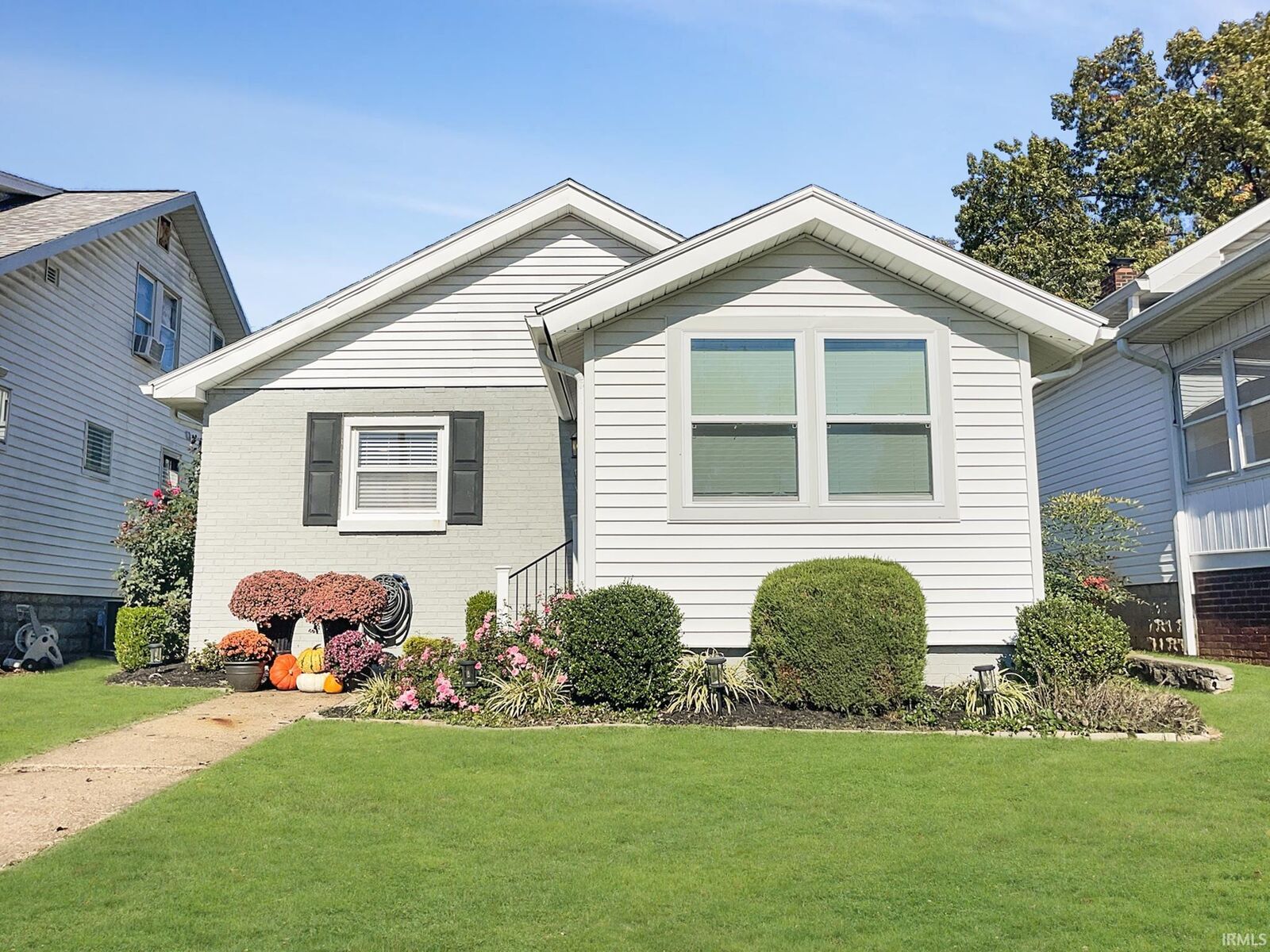 Property Photo: 2721 Hartmetz Avenue IN 47712