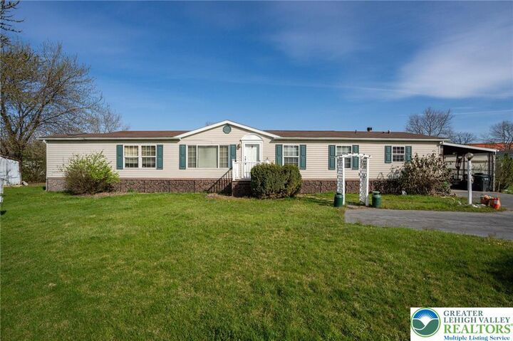 Property Photo: 183 Greenbriar Drive S PA 18014