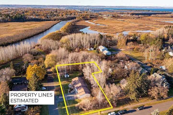 Property Photo: 3625 E 6th St WI 54880