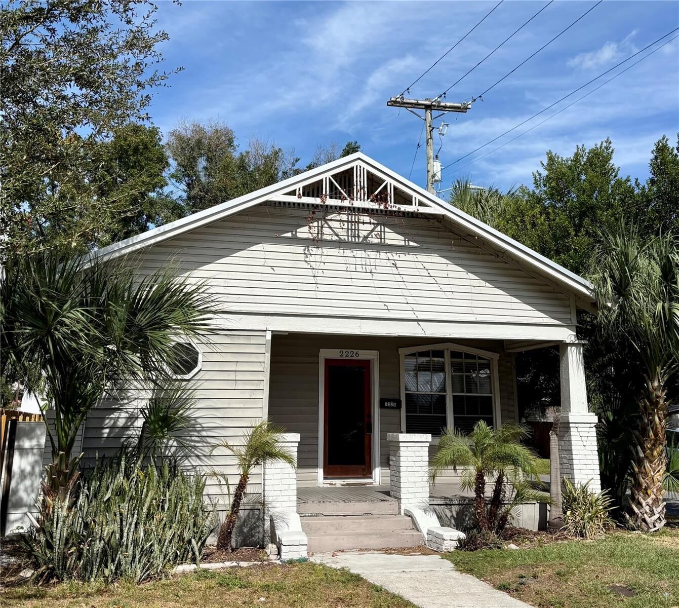 Property Photo: 2226 E 10th Avenue FL 33605