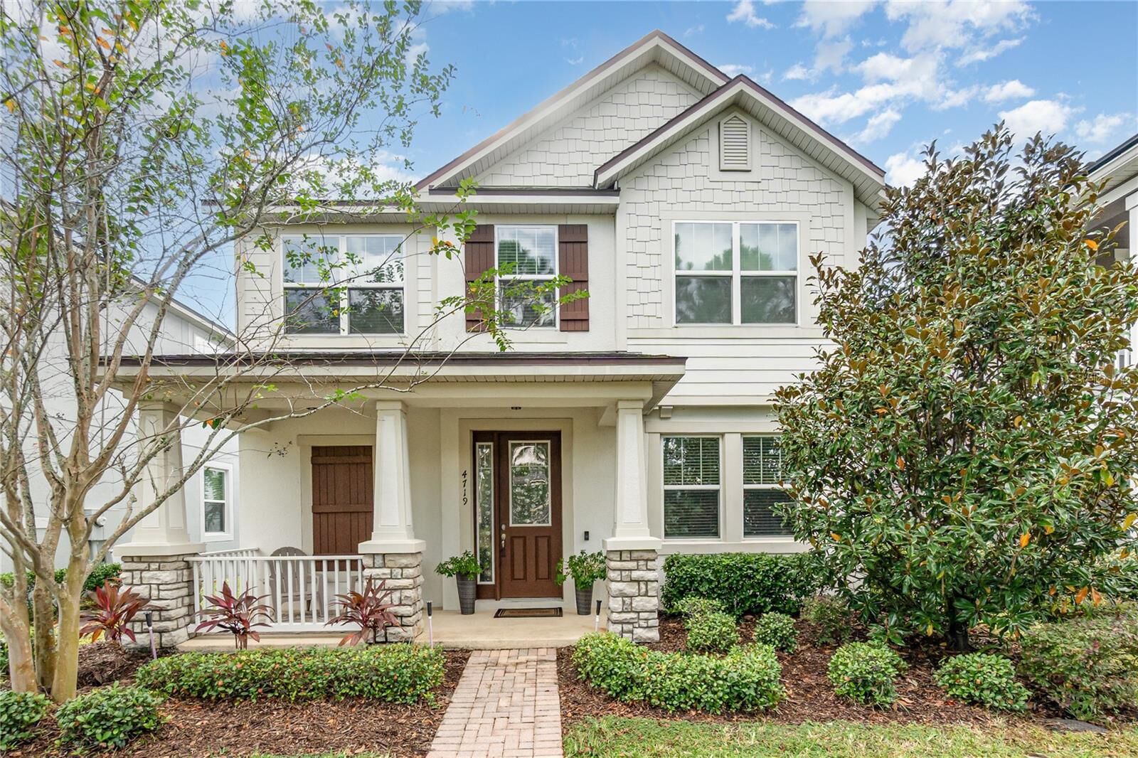 Property Photo: 4719 Northlawn Way FL 32811