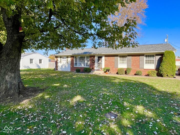 Property Photo:  600 Wendemere Drive  IN 47274 