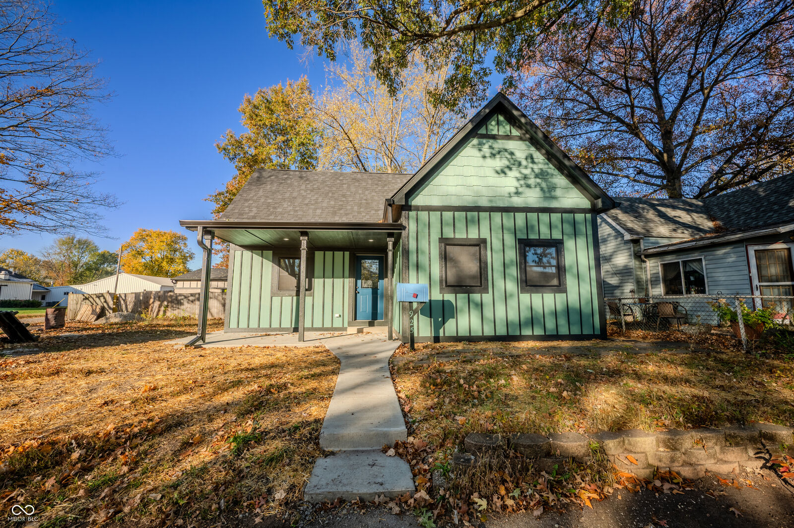 Property Photo: 925 S 16th Street IN 47807