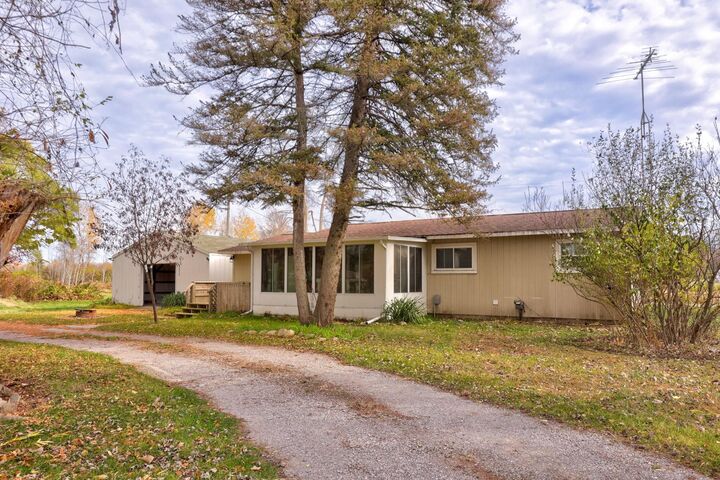 Property Photo:  5675 Oak Road  MI 48768 