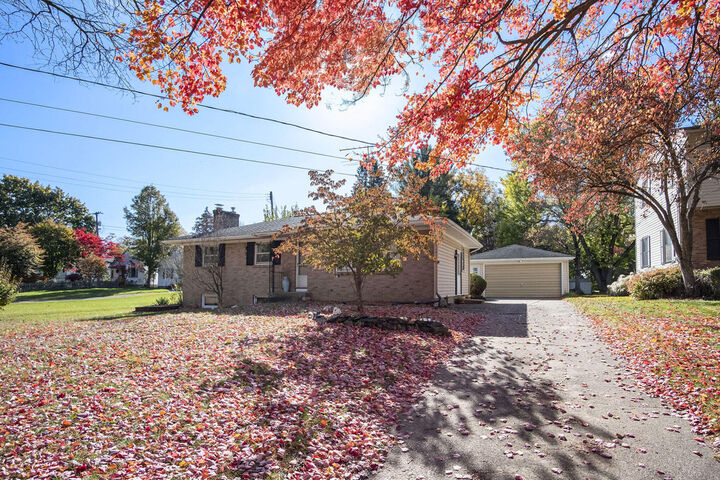 Property Photo:  2042 Gordon Street NW  MI 49504 